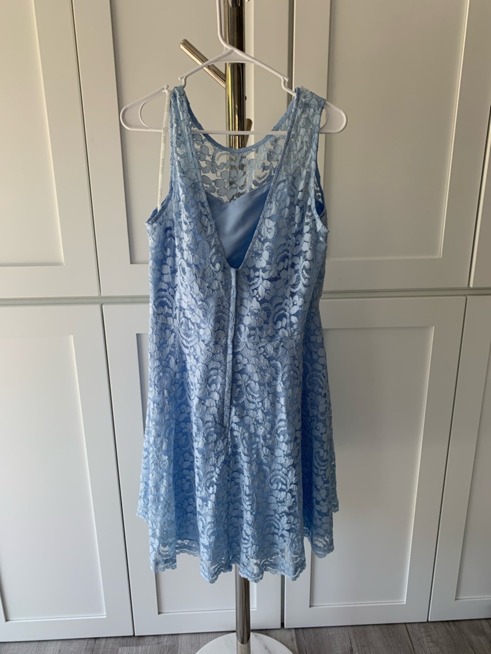 David's Bridal Light Blue Lace Floral Overlay - Picture 8 of 12